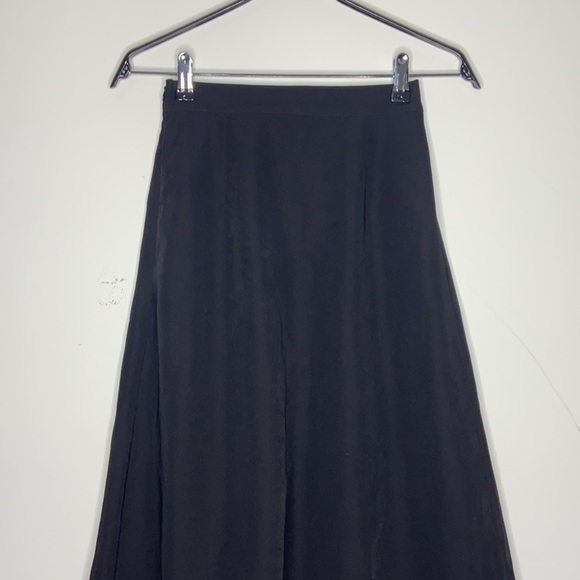 Plain Black Midi Skirt - Picture 2 of 9
